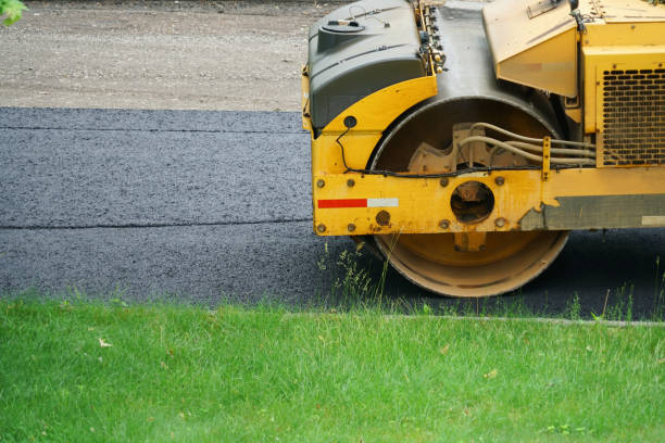 Best Driveway Border and Edging  in Johnson Creek, WI